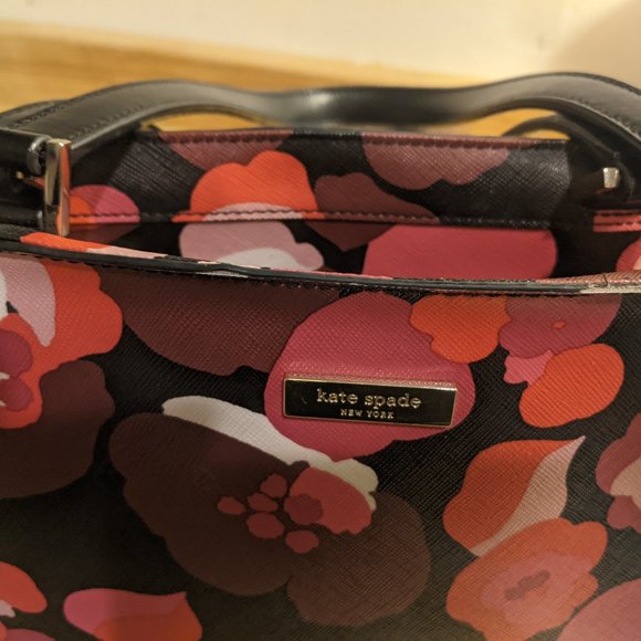 Kate Spade Jules Grant Street Grainy Vinyl wonderfloral Tote - Picture 4 of 8